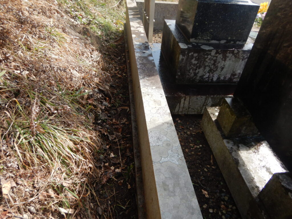 いきいきワーカーズ郡山 お墓掃除代行　清掃後③